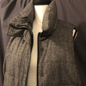 EUC Old Navy Puffer Vest